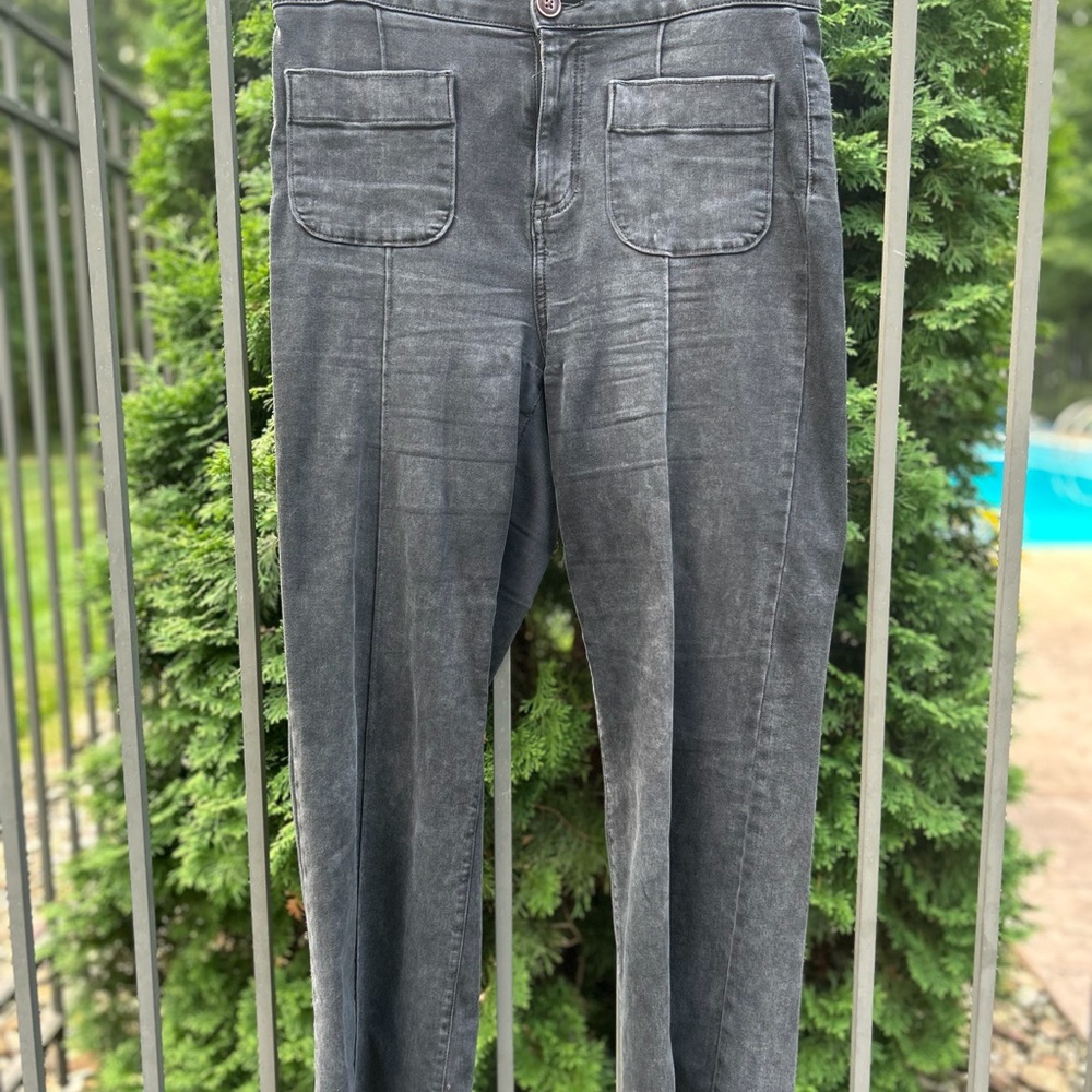 High waist  wide leg Front-Pocket Washed Black Jeans